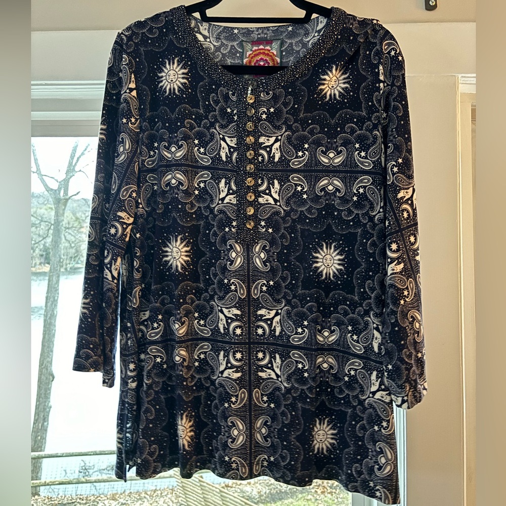 Johnny Was long sleeve top. Size Large